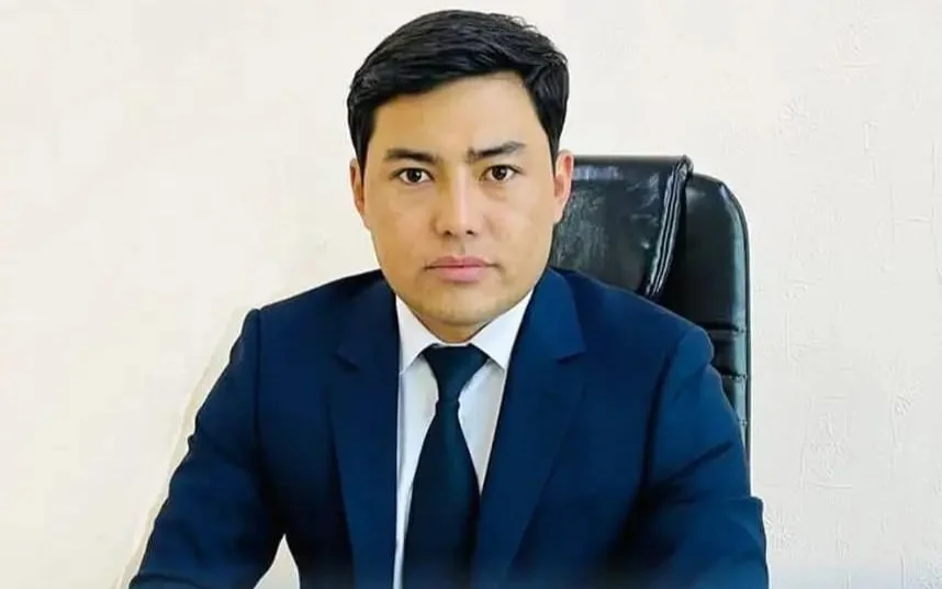 Shymkentte aýdan ákimi er adamdy soqqyǵa jyqty: Tártiptik is qozǵaldy