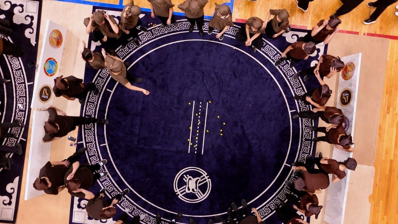 Astanada 18 myńnan astam bala bir mezette asyq oınady