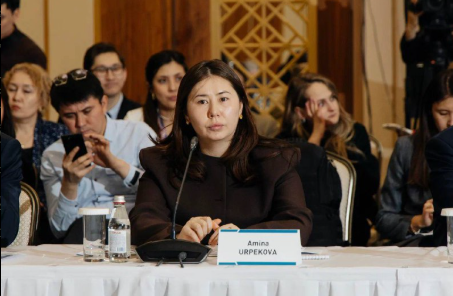 Sarapshy: Áleýmettik zertteýler jańa Konstıtýsııaǵa qoǵamdyq qoldaýdyń turaqty joǵary deńgeıin kórsetti