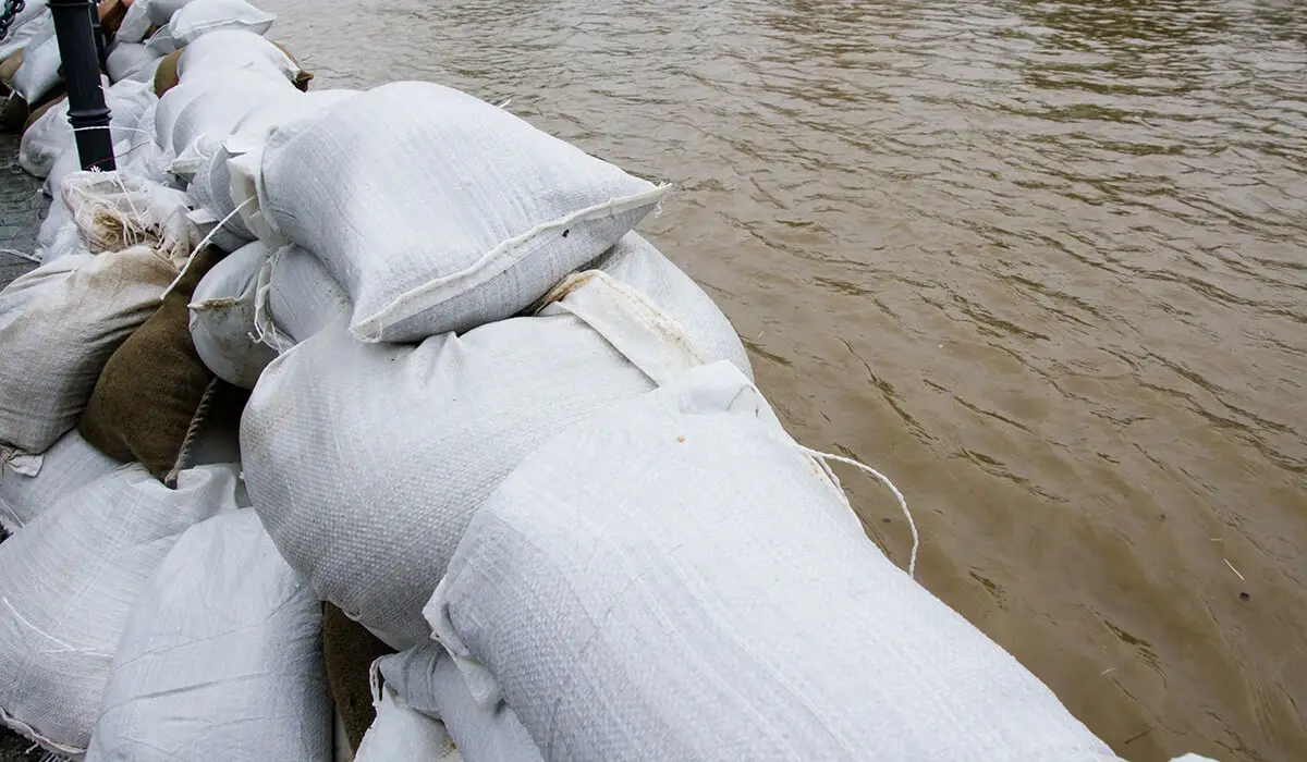Elimizde 30 eldi mekendi sý basý qaýpi bar