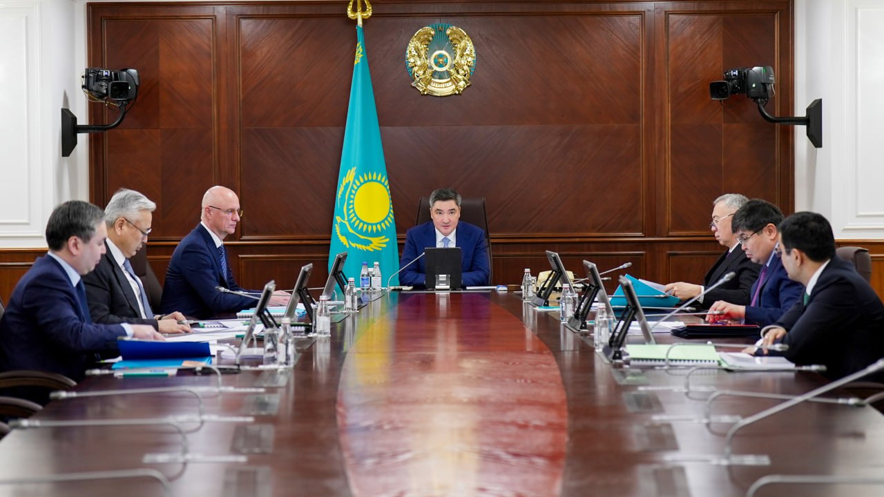 «Báıterek» holdıngi ekonomıka salalaryn qoldaýǵa 8 trln teńge bóledi