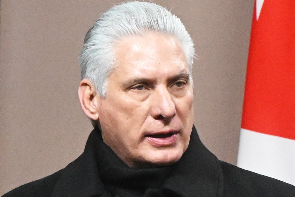 Kýba prezıdenti Tramppen soǵysýǵa daıyn ekenin málimdedi