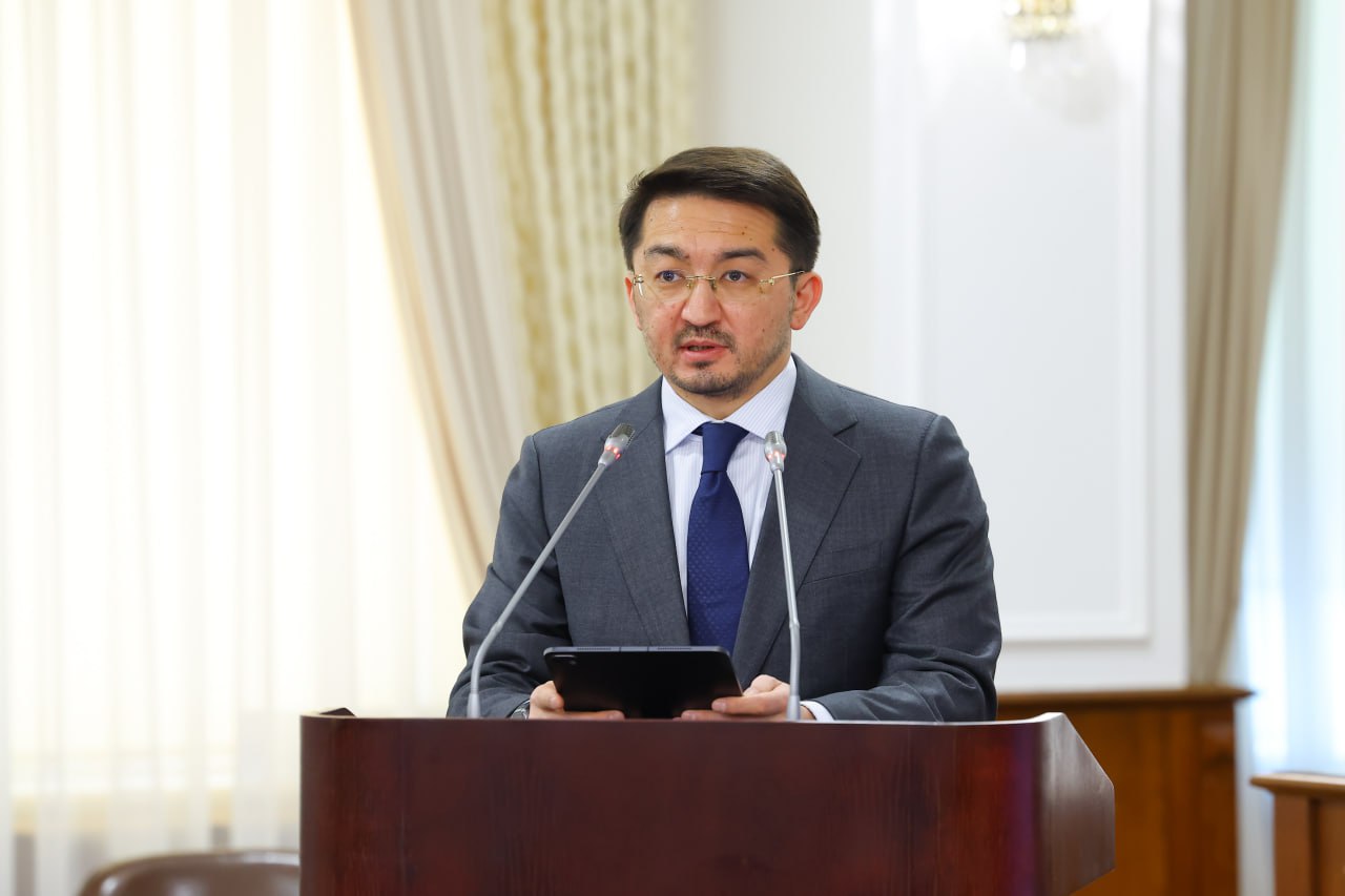 Jańa Konstıtýsııa azamattardyń derbes derekterin qalaı qorǵaıdy?