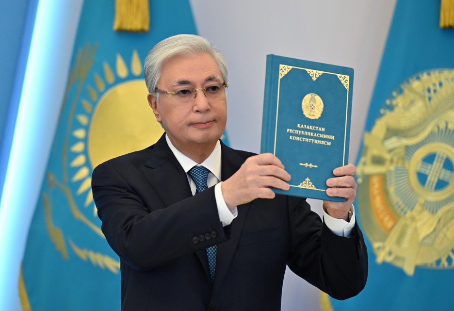 Jańa Konstıtýsııa – eldiktiń tiregi, egemendiktiń tuǵyry