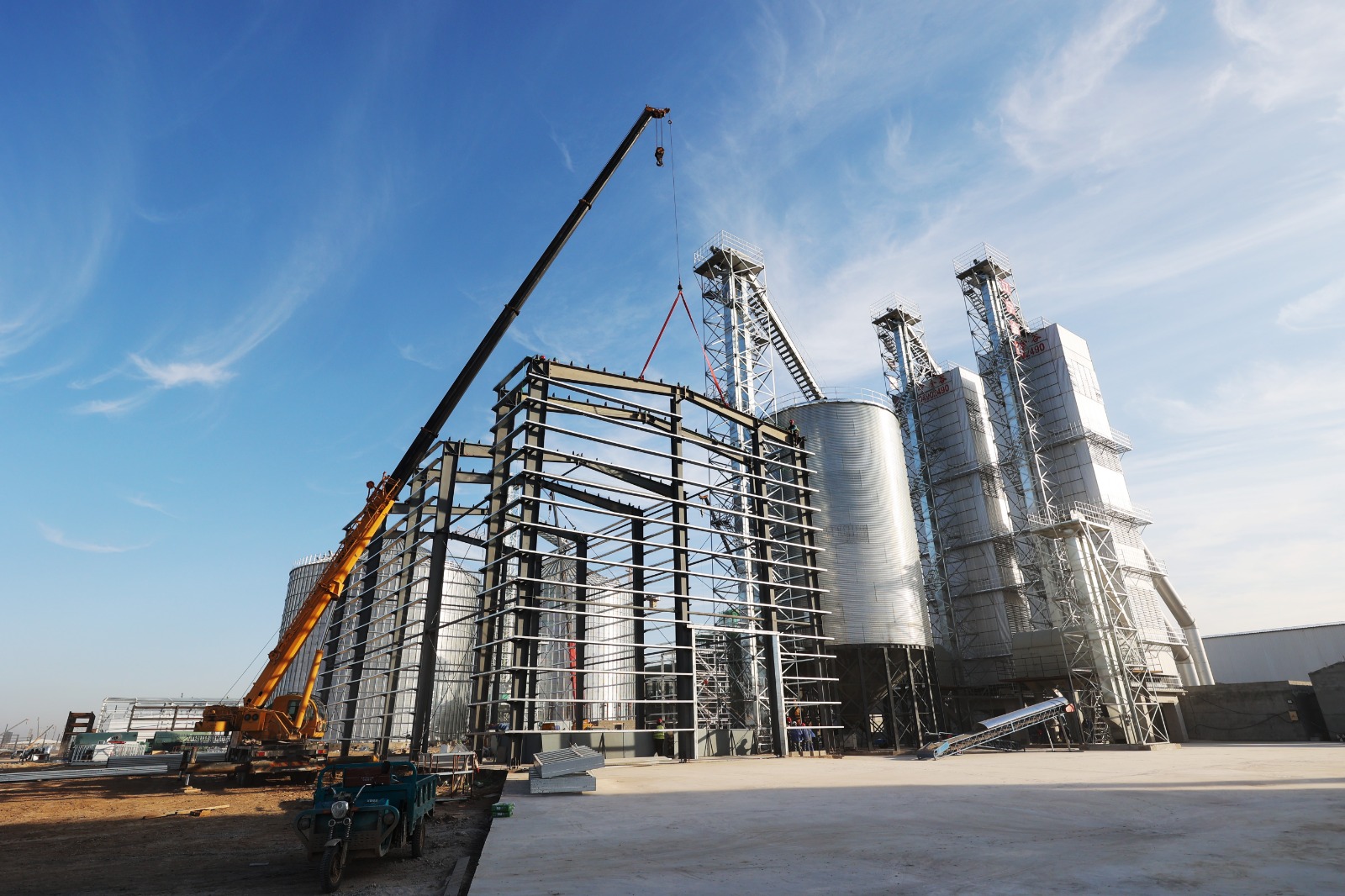 Júgerini qaldyqsyz óńdeıtin kásiporyn