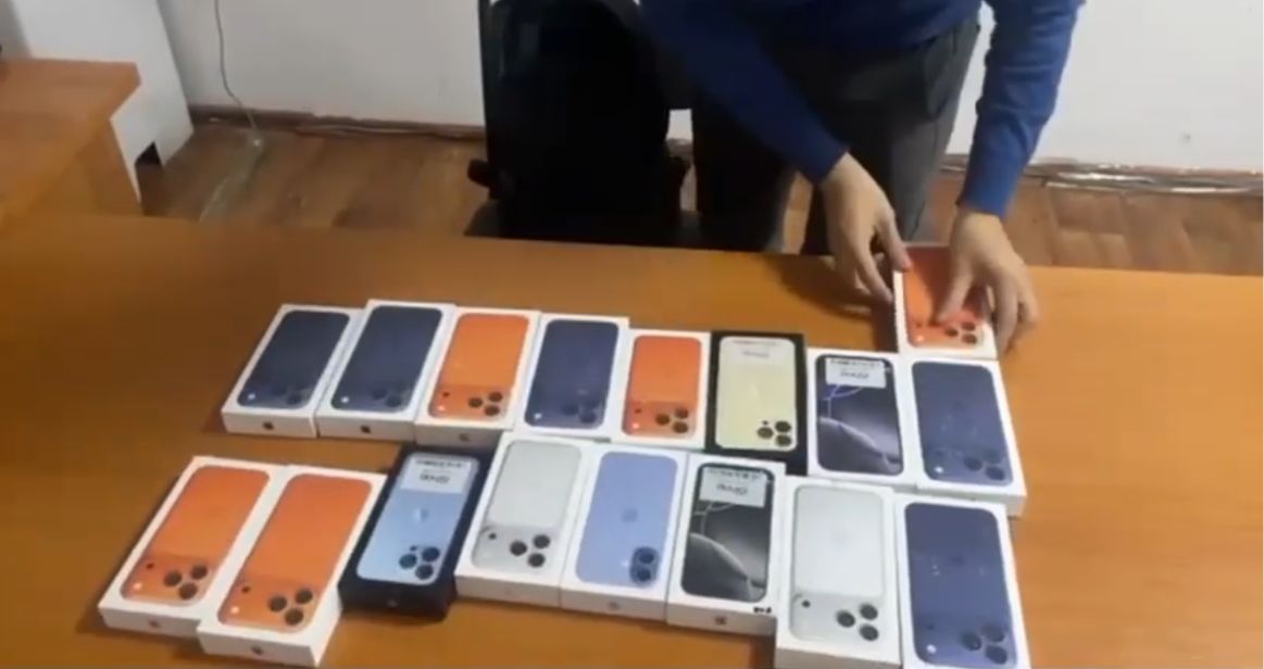 Aqtóbede ury dúkennen 18 telefon urlap ketken