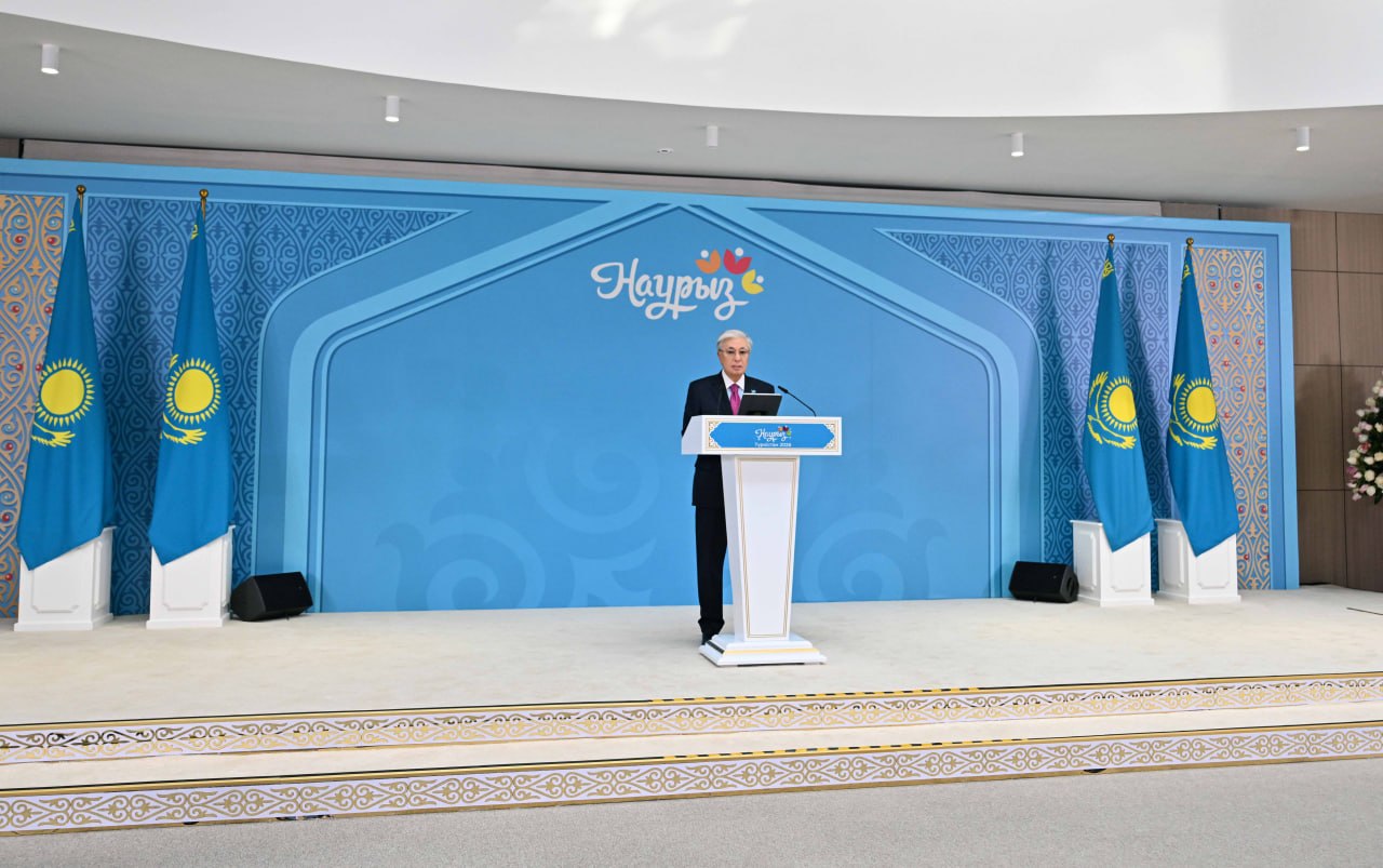 Jumys sozylyp ketti: Memleket basshysy Túrkistan oblysyndaǵy bý-gaz qondyrǵysynyń qurylysyn tezdetýdi tapsyrdy