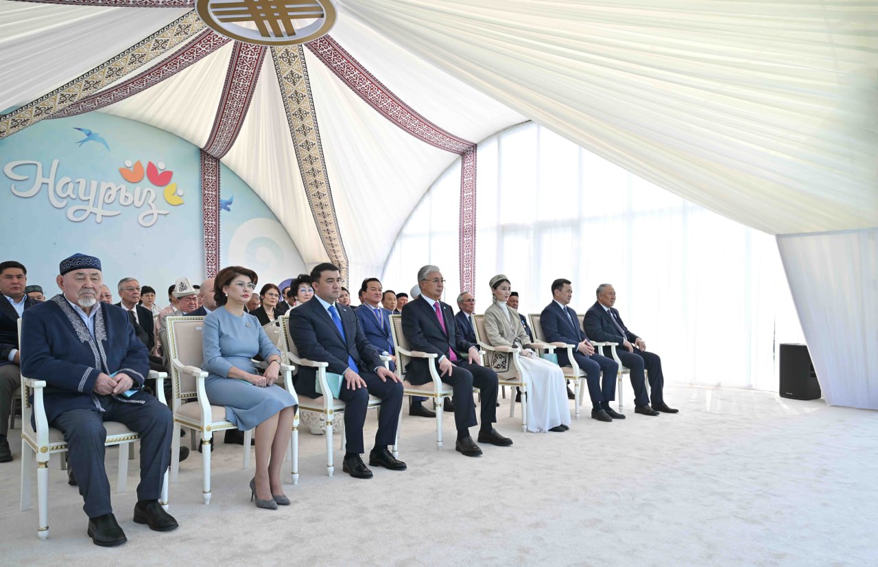 Prezıdent Ulystyń uly kúnine arnalǵan konsertti tamashalady