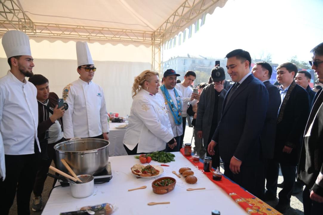 Shymkentte Naýryz merekesi aıasynda «DAMDASTOUR» halyqaralyq gastronomııalyq festıvali ótip jatyr