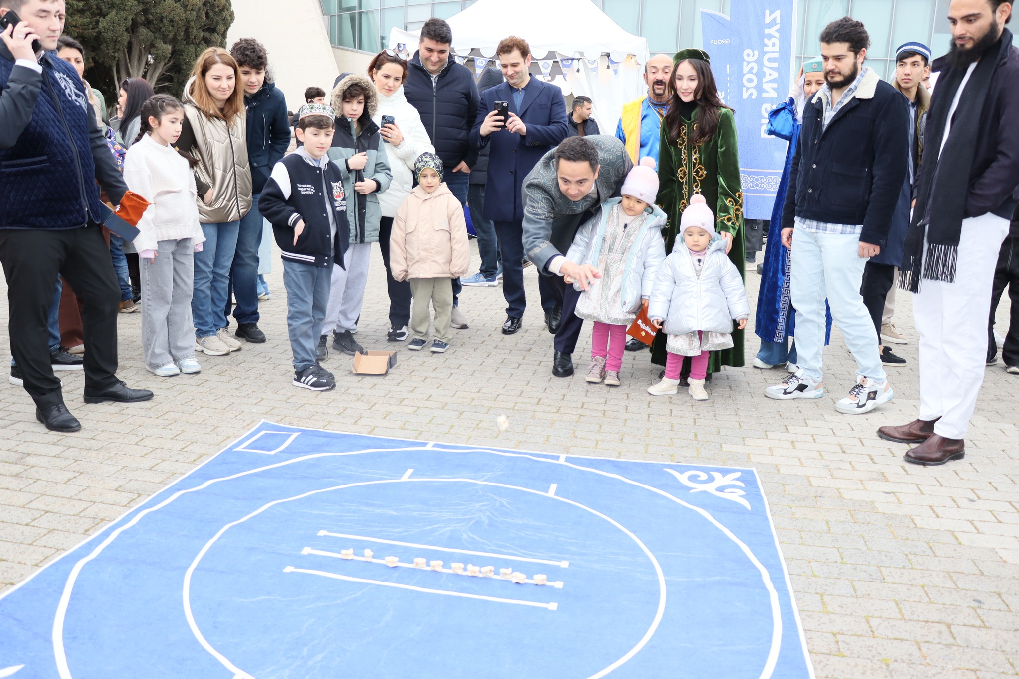 Bakýdegi otandastar Naýryz merekesin keń kólemde atap ótti