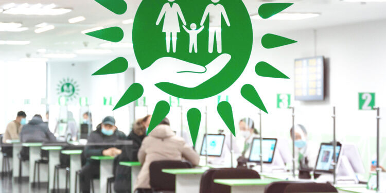 164 mln teńge shyǵyn: Almatyda júk kólikterin zańsyz tirkegen HQKO-nyń qyzmetkerleri sottaldy