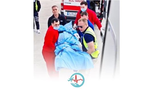 Jaǵdaıy aýyr eki naýqas Túrkııadan elge aman-esen jetkizildi