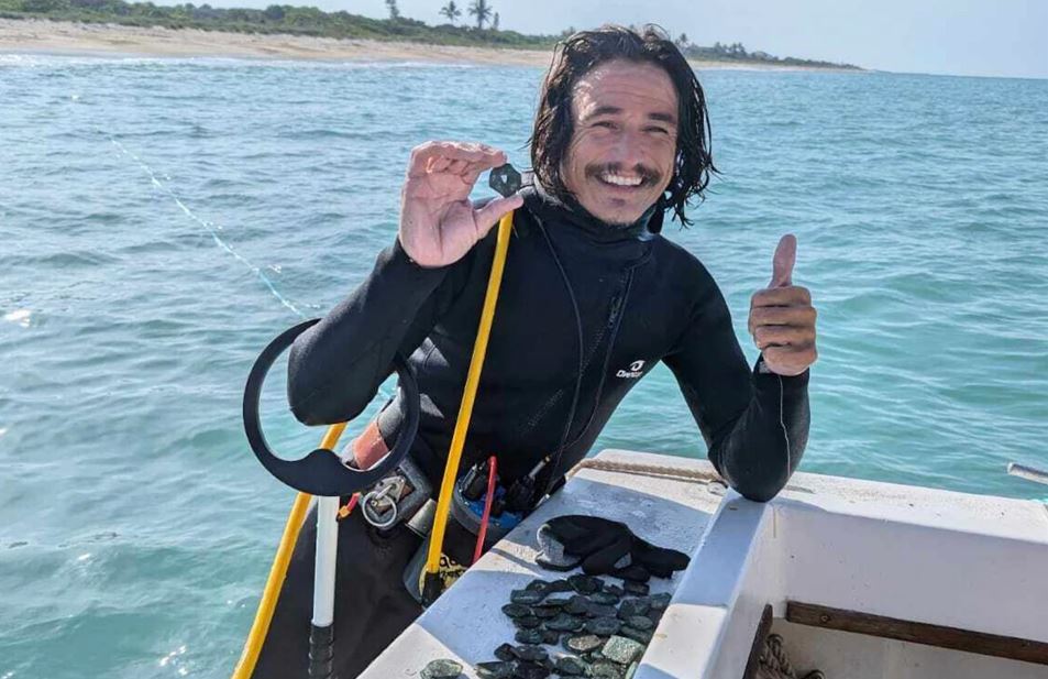 Florıda jaǵalaýynan quny 1 mıllıon dollar bolatyn kóne qazyna tabyldy