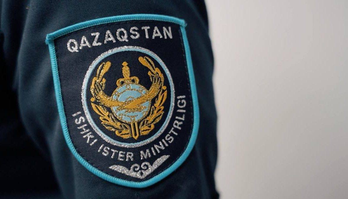 Aqmola oblysynda jalǵan qujat jasamaq bolǵan kúdikti ustaldy