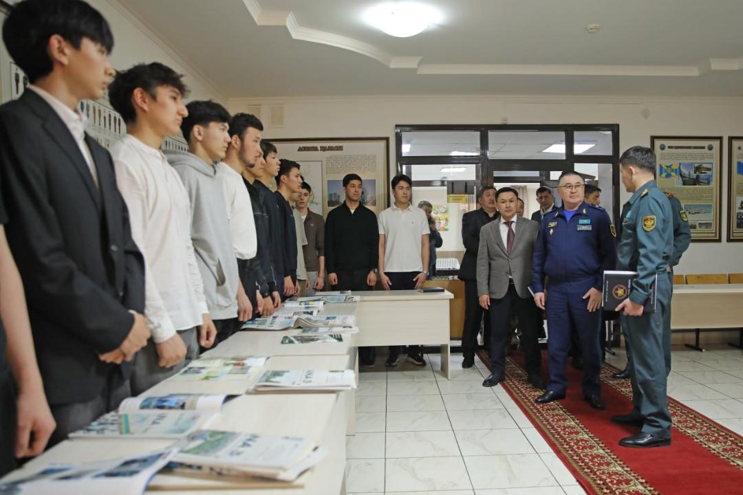 «Smart-voenkomat» jáne «e-Medosmotr»: Áskerge shaqyrylýshylar sıfrlyq júıe arqyly irikteledi