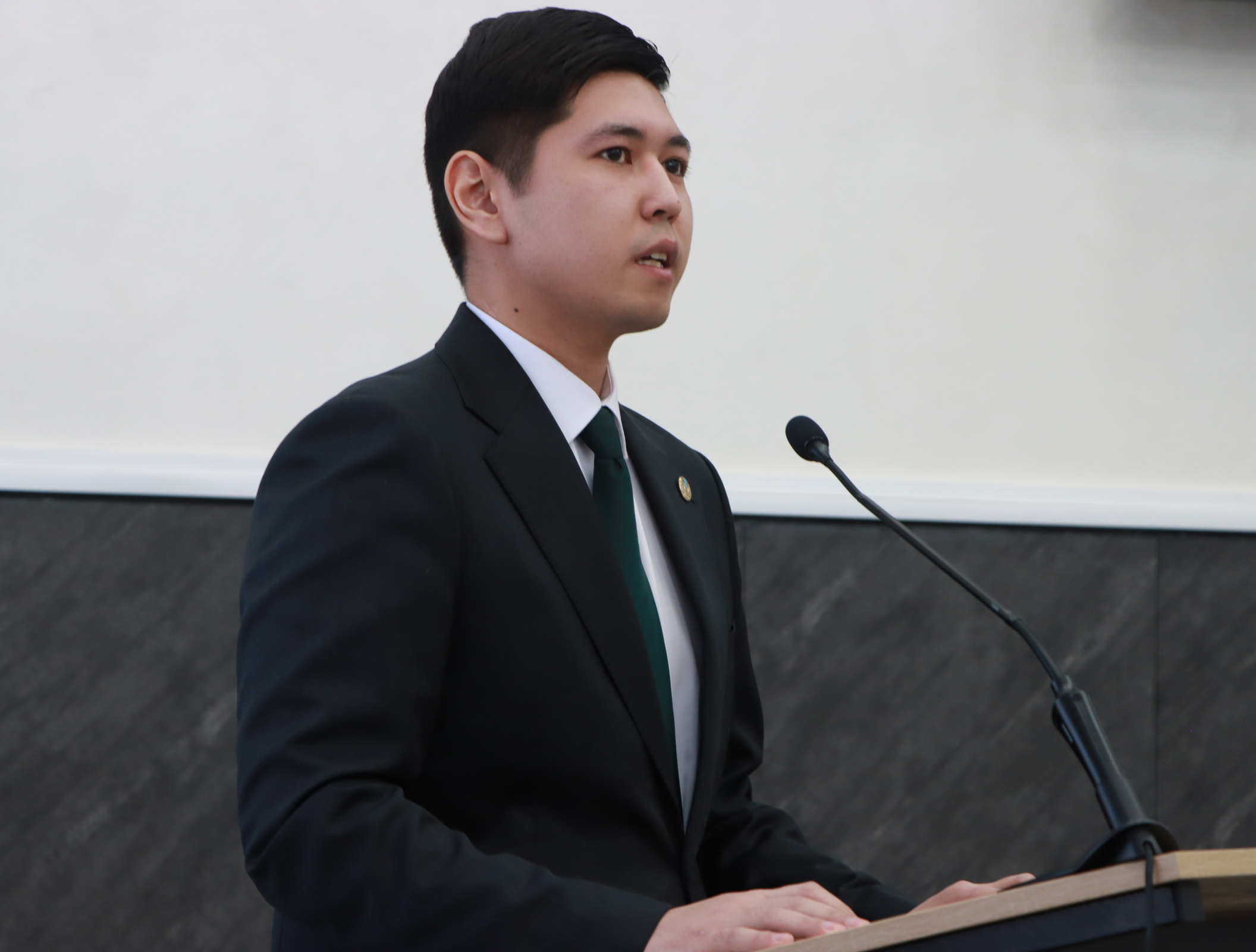 Jańa Konstıtýsııa – jastardyń el damýyna naqty yqpal etý kezeńin bastaıdy