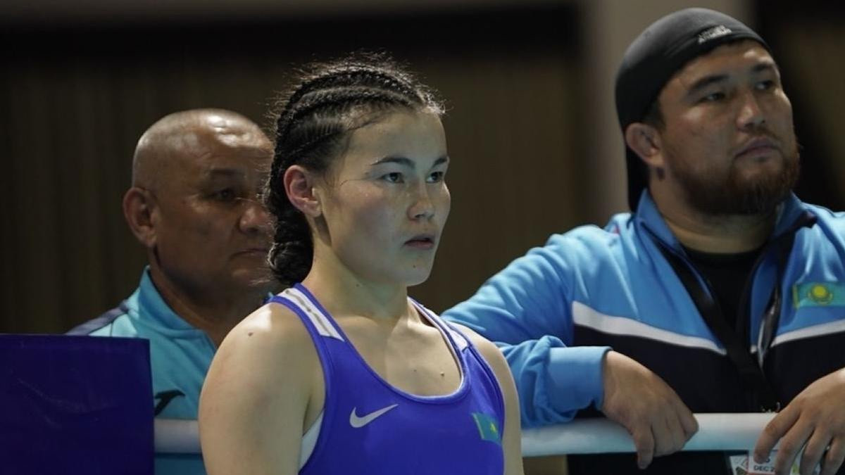 Azııa chempıonaty: Eki boksshymyz jarys jolynan shyǵyp qaldy