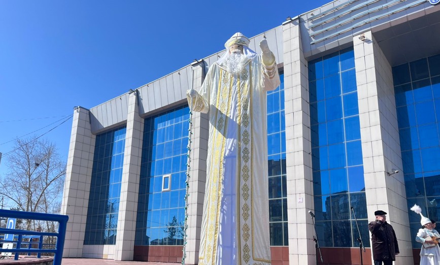 Qydyr ata ınstallıasııasy