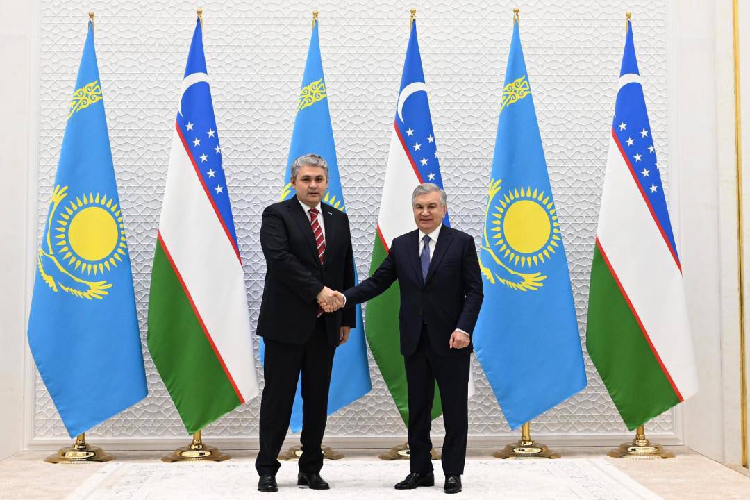 Qazaqstan men О́zbekstan yntymaqtastyǵy nyǵaıa beredi