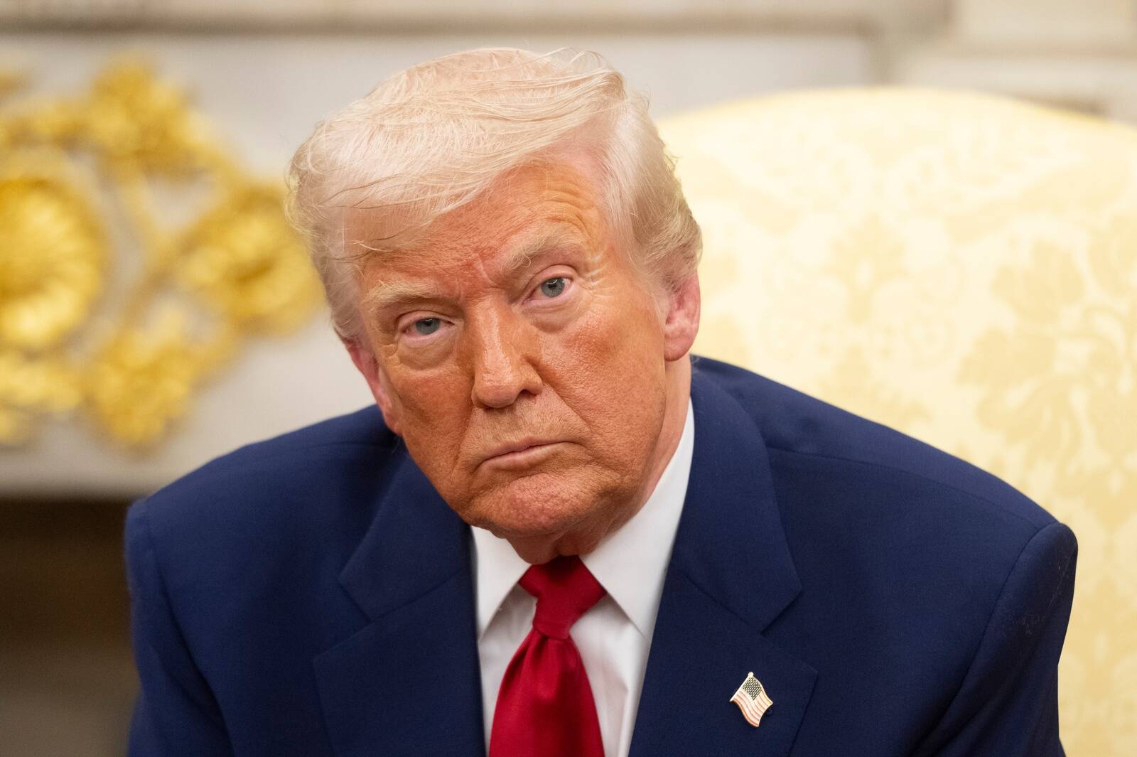 Infraqurylymdy joıý qaýpi: Tramp Iranǵa taǵy da ses kórsetti