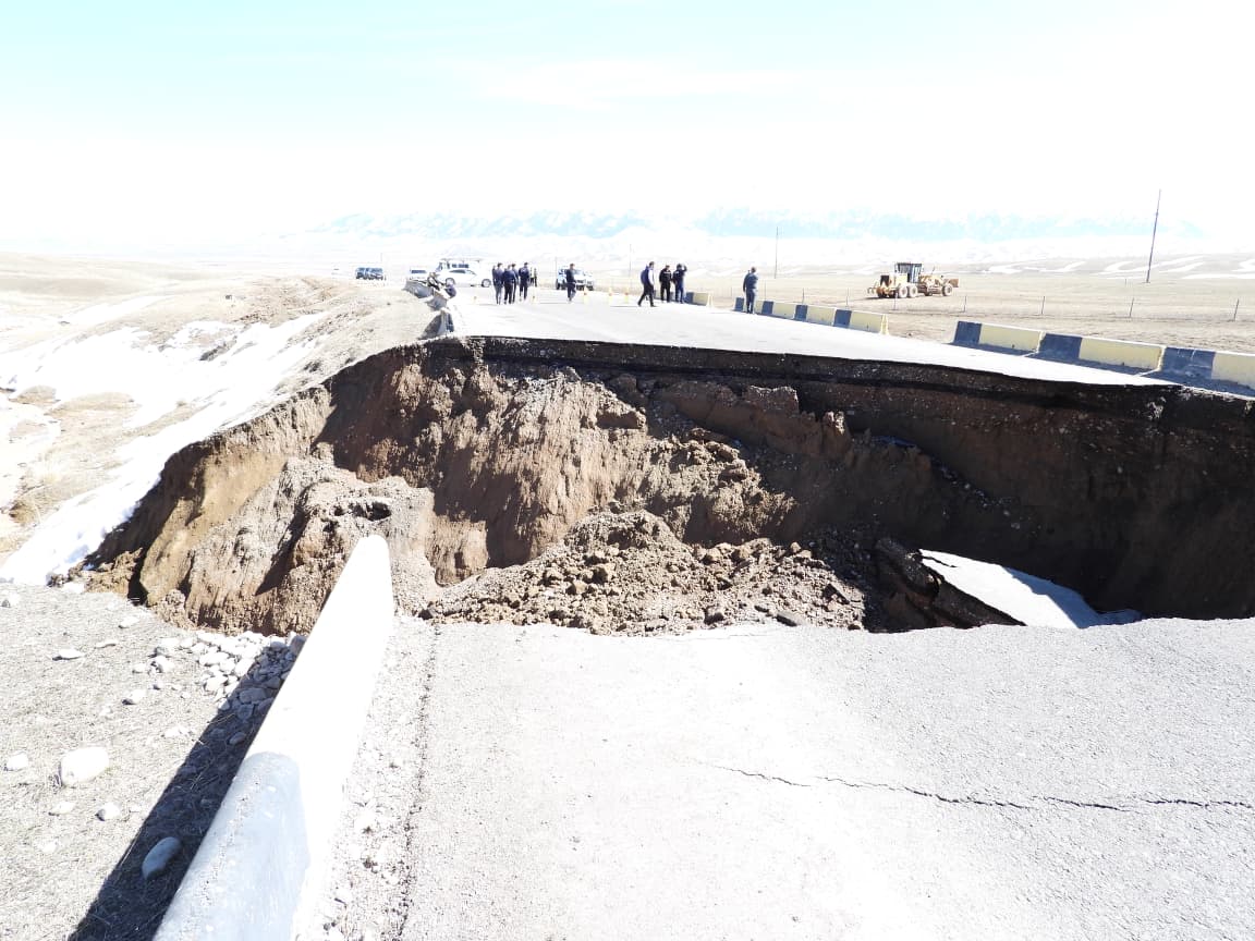 Almaty oblysynda jol opyryldy: Qozǵalys ýaqytsha shekteldi
