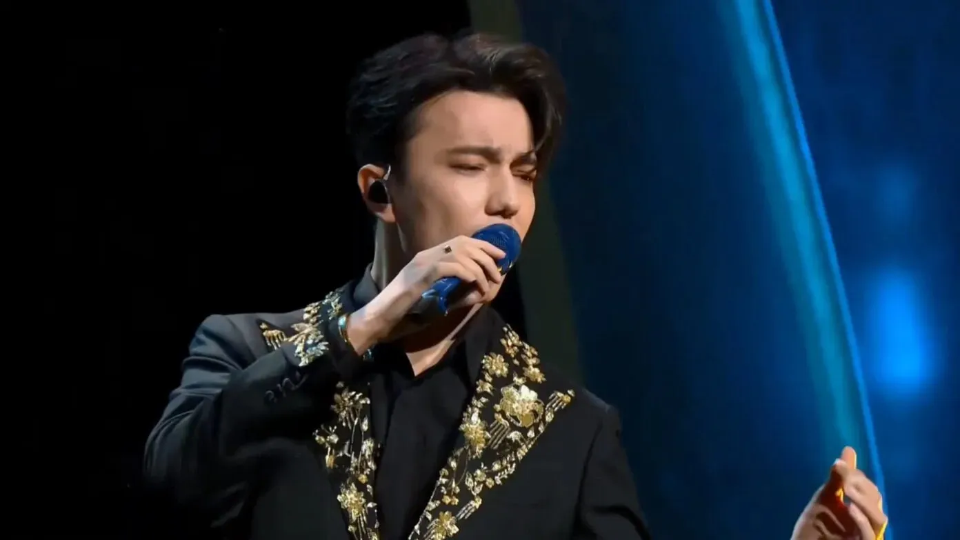 Ispanııada Dımash Qudaıbergen týraly derekti fılmniń premerasy ótedi