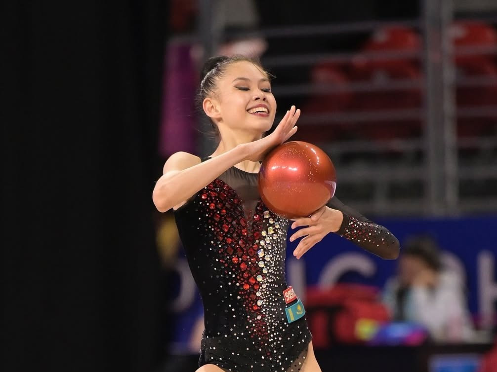 Gımnast Aqmaral Erekesheva Fransııadaǵy Gran-prı týrnırinde qola medal jeńip aldy