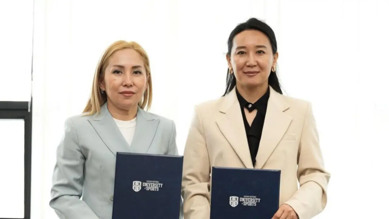 Jeńil atletıka federasııasy men Qazaq ulttyq sport ýnıversıteti memorandým jasasty