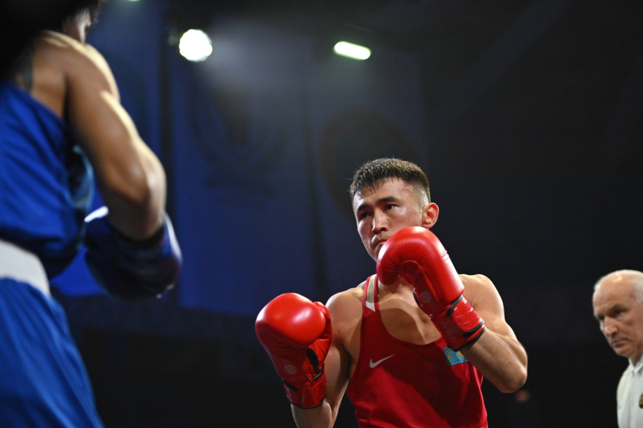 Azııa chempıonaty: Mahmud Sabyrhan Mońǵolııa boksshysyna ese jiberdi