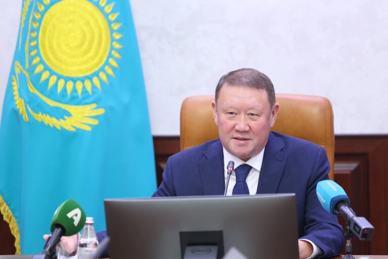 Qarjyny tıimdi basqarý jospary bekitildi