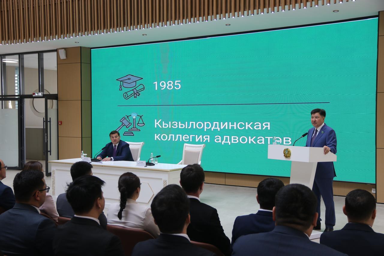 Fokýs, komanda jáne nátıje