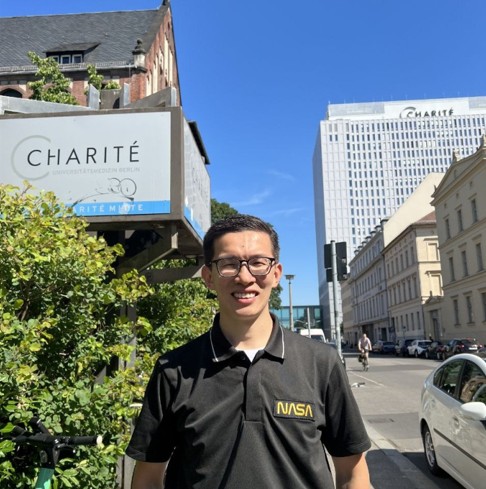 Berlındegi neırohırýrg ǵalym