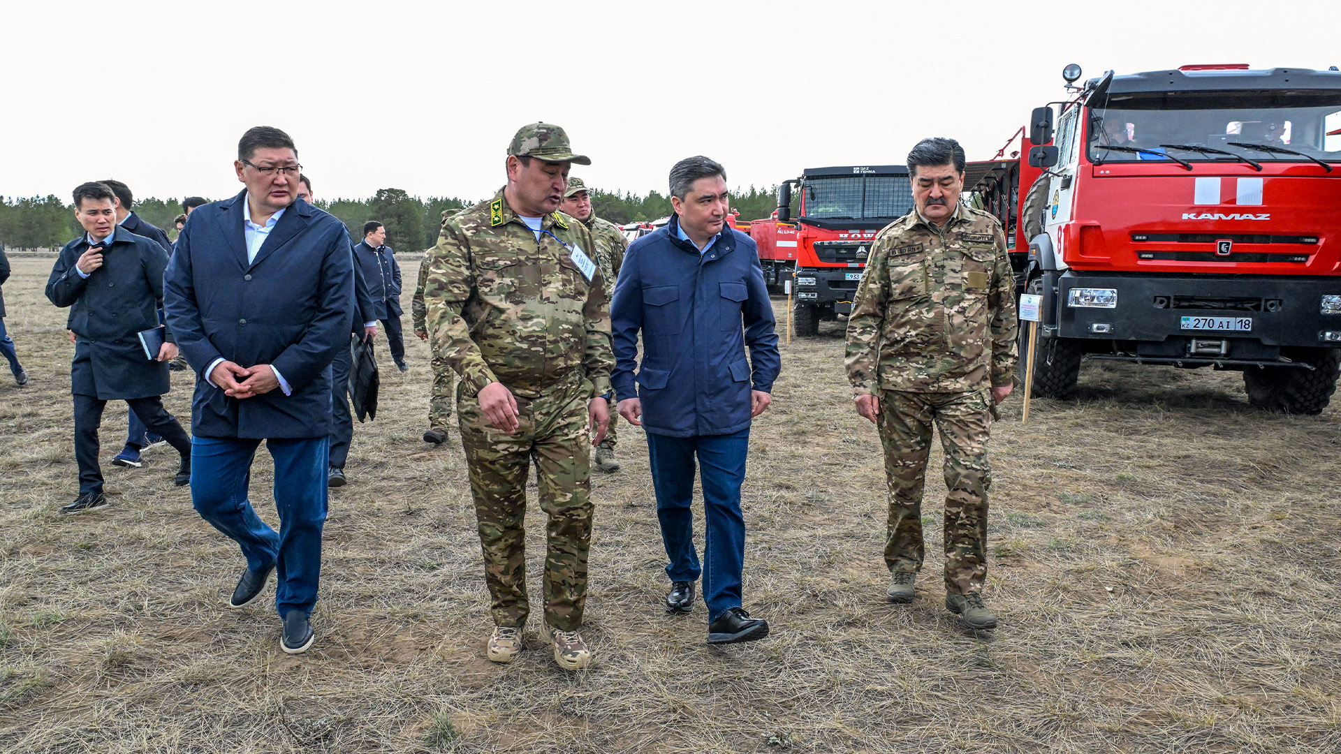 Oljas Bektenov «Semeı ormanynda» JI negizindegi órtti erte anyqtaý júıesin tekserdi