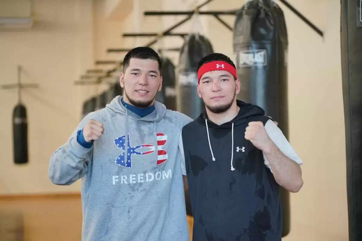 Aǵaıyndy Oralbaılar Azııa chempıonatynyń altyn júldesin jeńip aldy