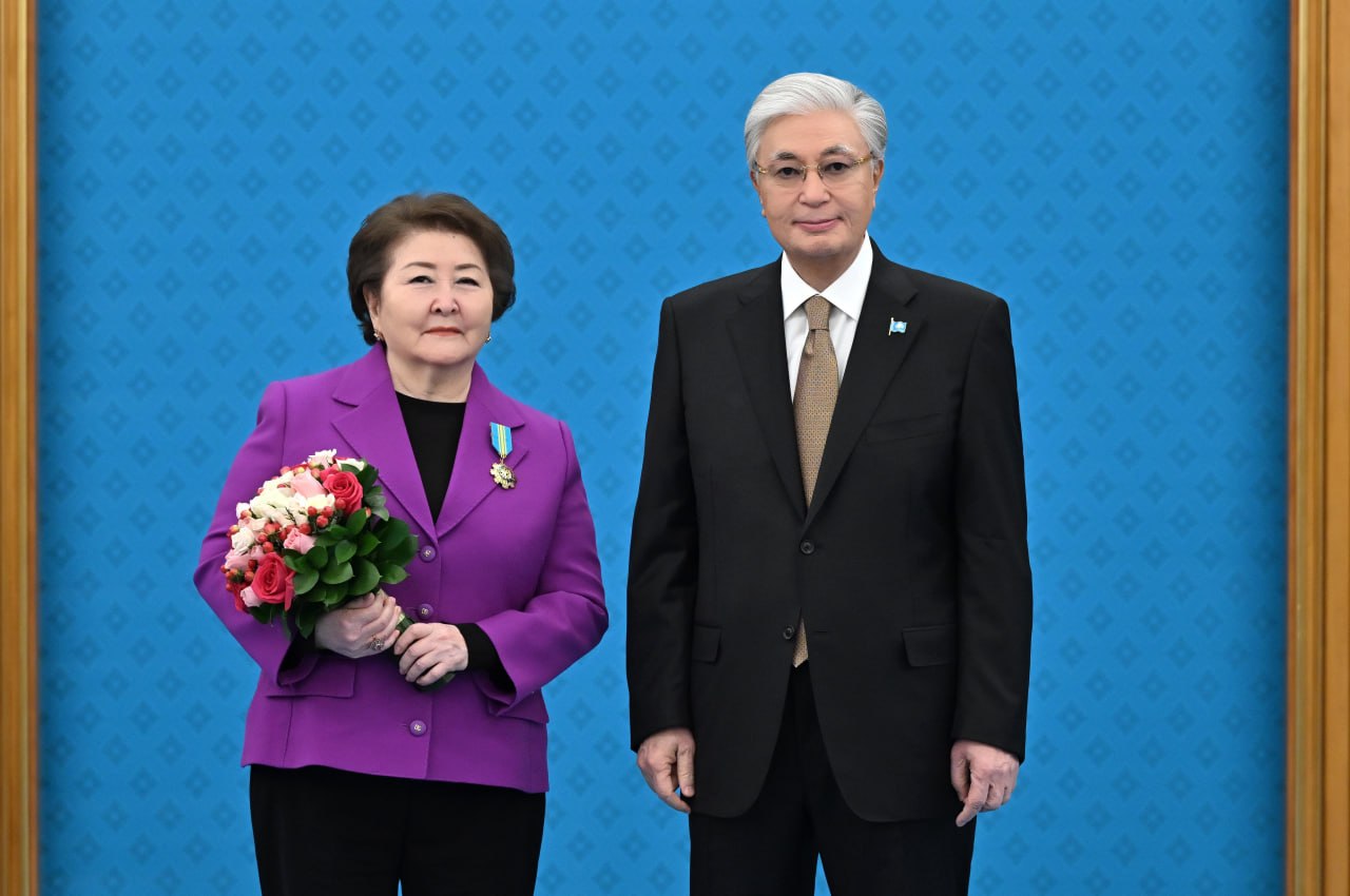 Prezıdent qazaqstandyq ǵalymdardy marapattady