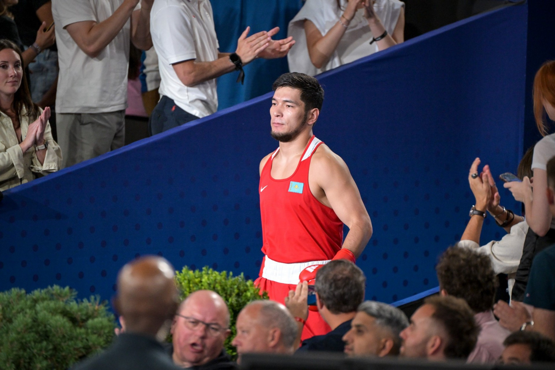 Boksshy Nurbek Oralbaı jańa salmaq dárejesine aýysty