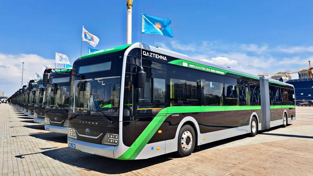 Astanada birqatar baǵytta qosymsha avtobýstar shyǵaryldy