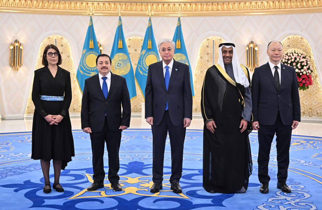 Prezıdent birqatar memlekettiń elshilerinen senim gramotalaryn qabyldady