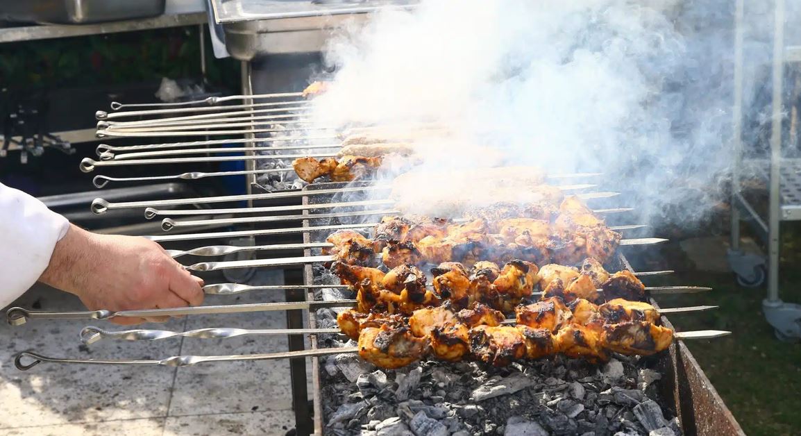 Bir káýap – 950 myń teńge: Brazılııada týrısterdi aldaǵan top ustaldy