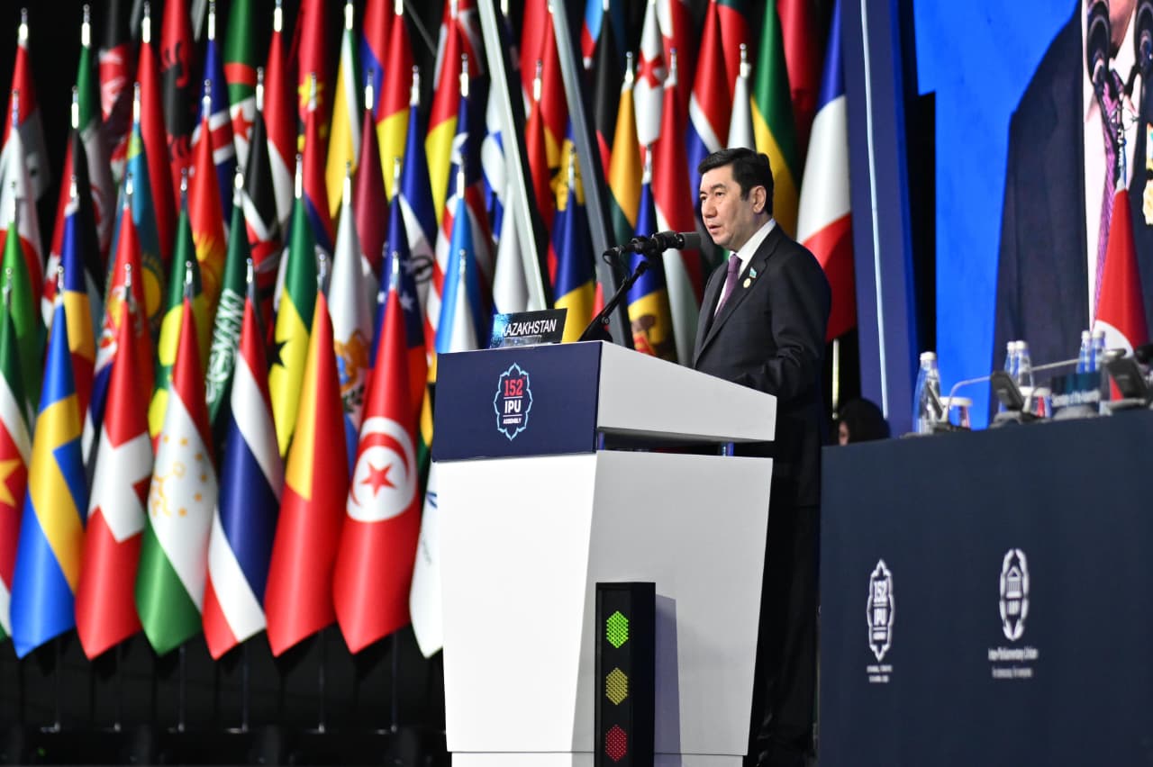 Beıbitshilikke úndegen jahandyq sammıt