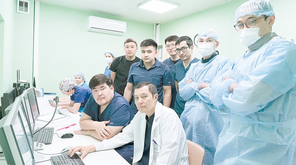 Neırohırýrgııa: búgini men bolashaǵy