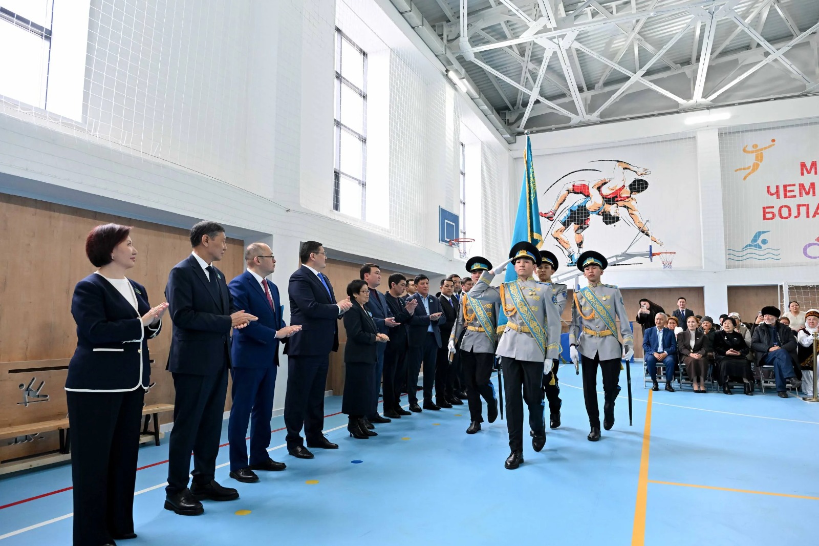 Semeıde 300 oryndyq mektep ashyldy