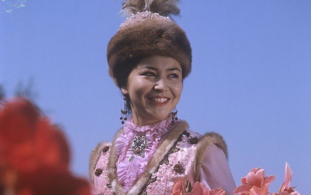 Merýert О́tekeshova Baıan Alagózovanyń kamzoly túpnusqa ekenin rastady