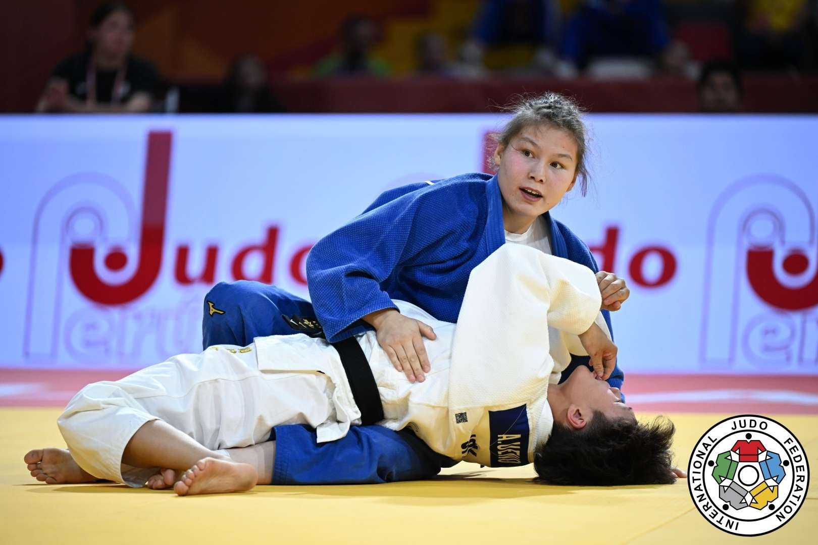 Dzıýdoshylar Azııa chempıonatynda kúmis medal jeńip aldy