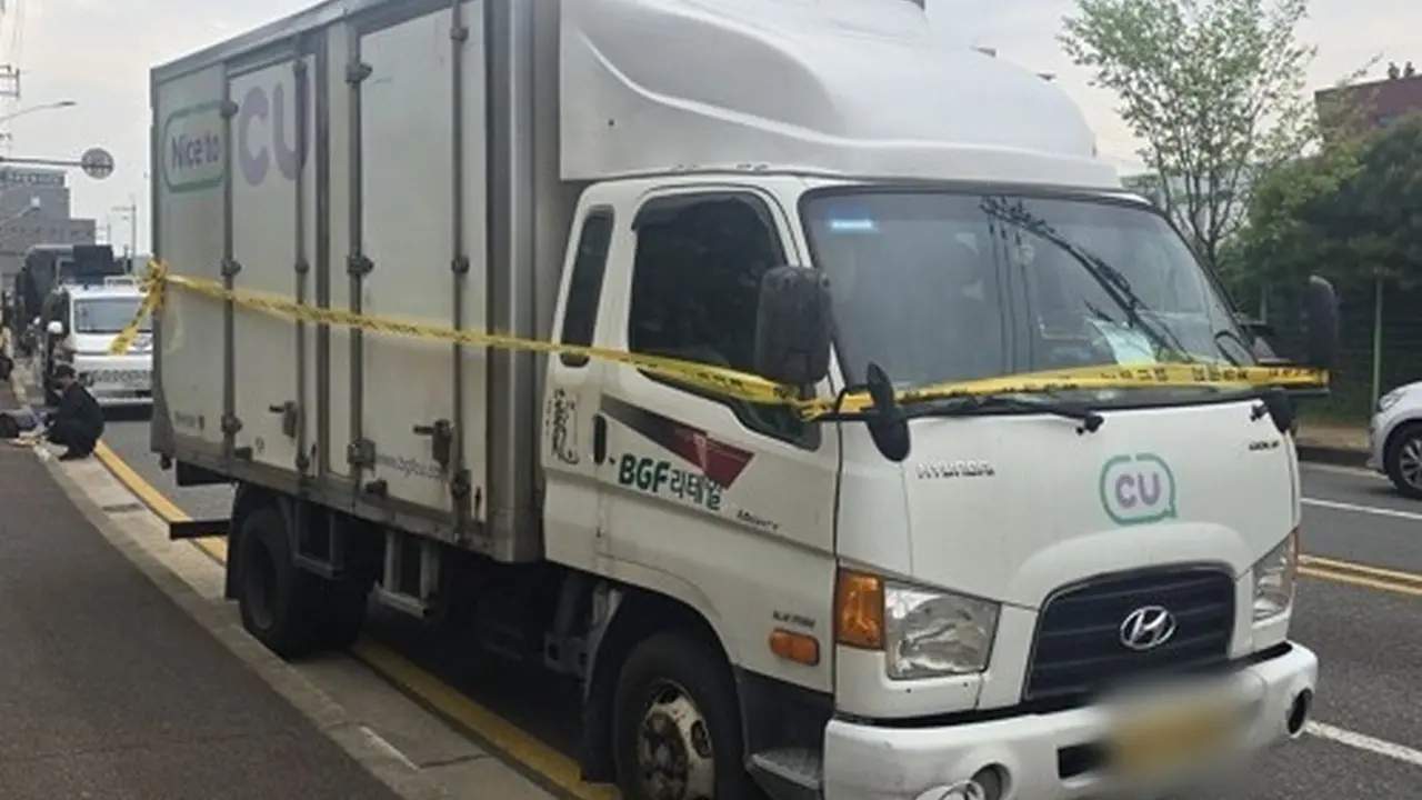 Ońtústik Koreıada bolǵan mıtıngte bir adam mert boldy