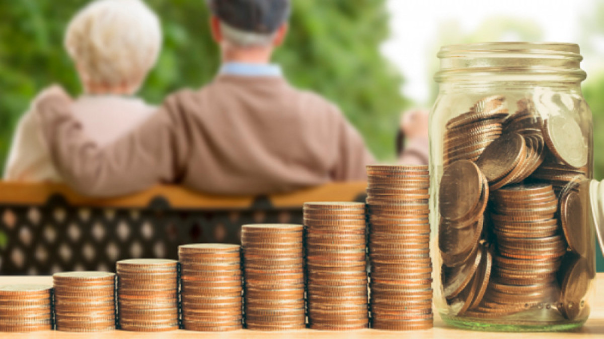 40 jyl eńbek ótili bar azamattar zeınetke erte shyǵa ma?