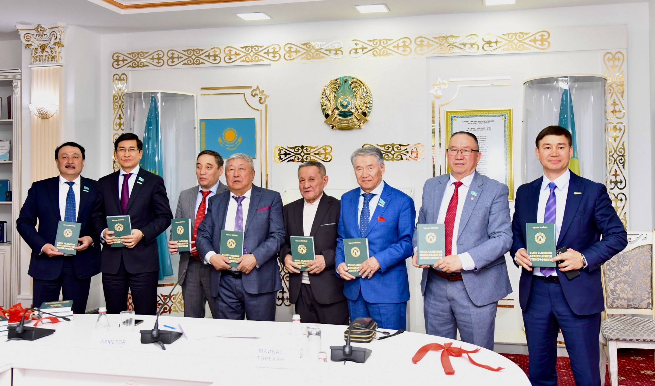 Astanada jazýshy-etnograf Tórehan Maıbastyń kitaby tanystyryldy