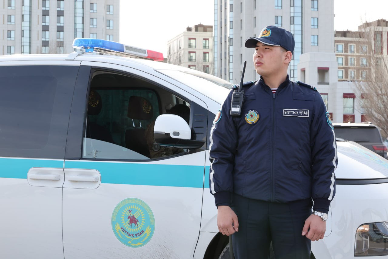 Ulandyq úzdik sarbazdar alǵash ret kishi serjant shenin aldy