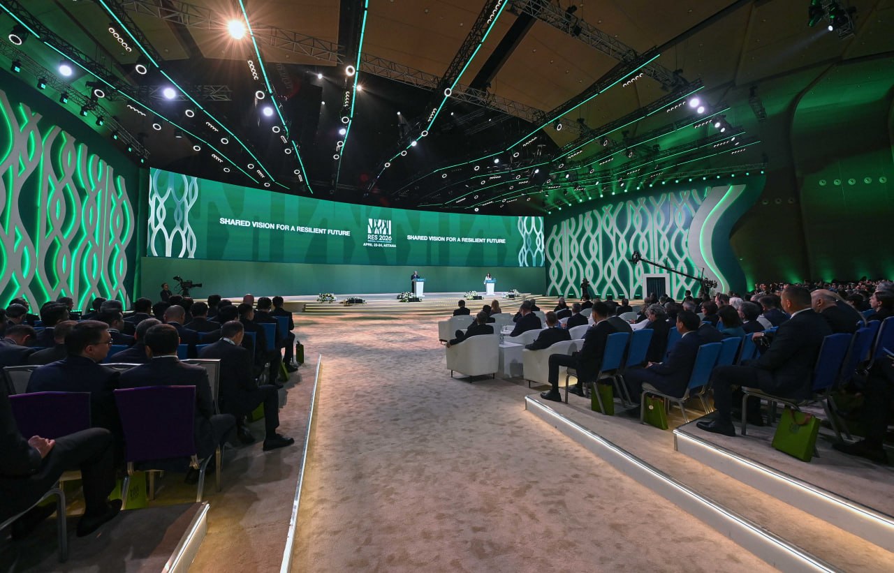 Memleket basshysy aımaqtyq sıfrlyq ekojúıe qurý bastamasyn qoldady