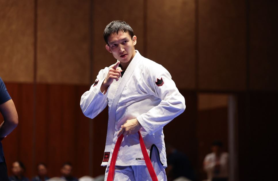 Nurjan Batyrbekov Qazaqstan qorjynyna alǵashqy altyn medaldi saldy